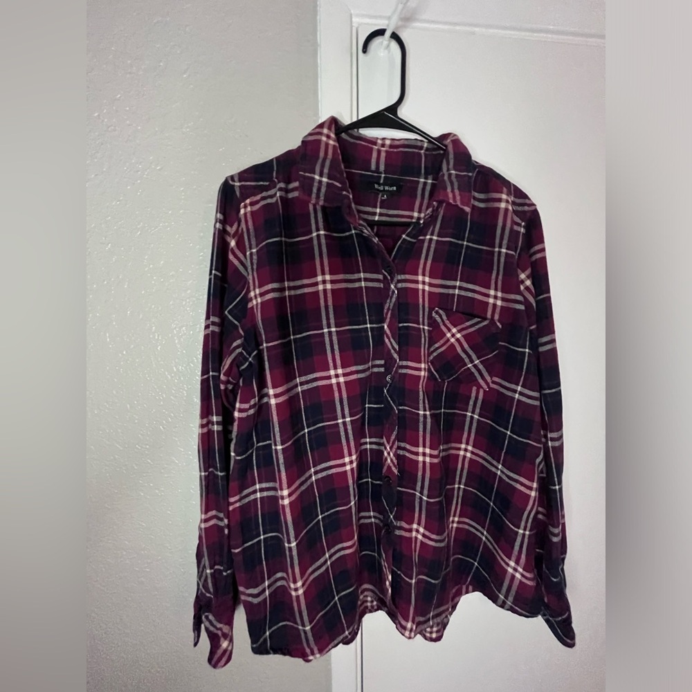 Woman’s long sleeve flannel.